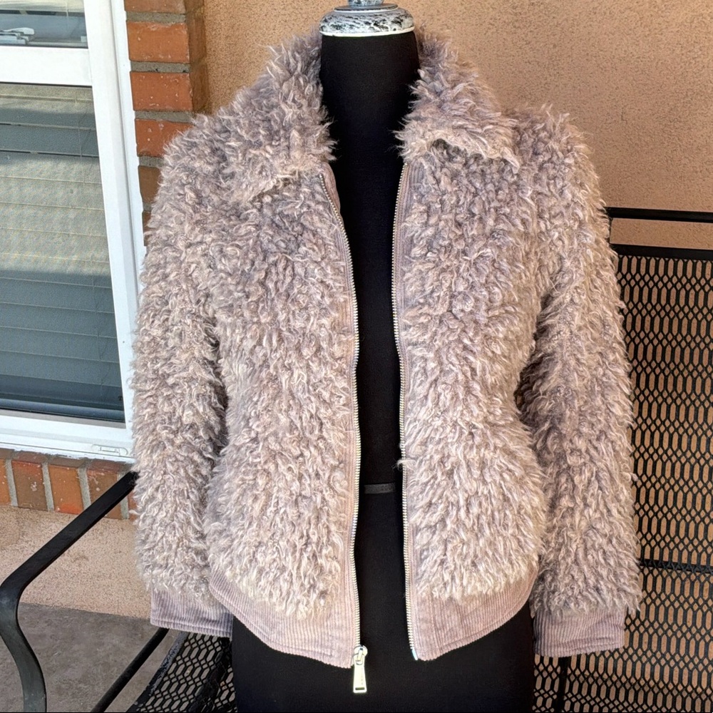 BCBGeneration Pinkish Taupe Faux-Sherpa Zip Jacket Size XS Like New